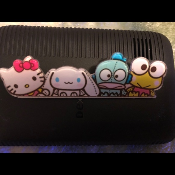 Hello Kitty & Friends Pin ❌FIRM PRICE❌ - Picture 2 of 4